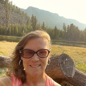 Meet your Posher, Ellen